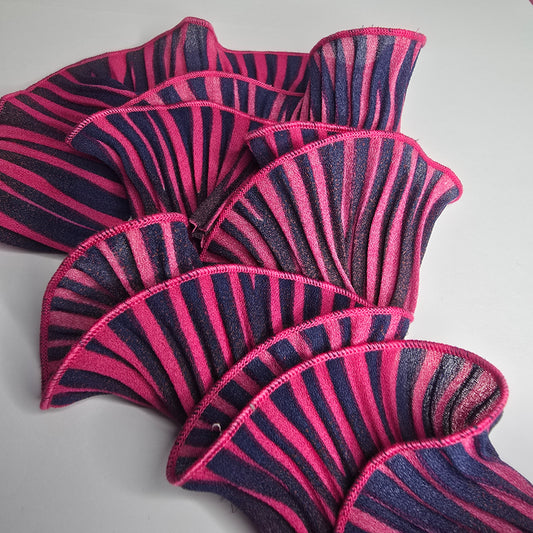 Plisado gasa / Ondas fucsia