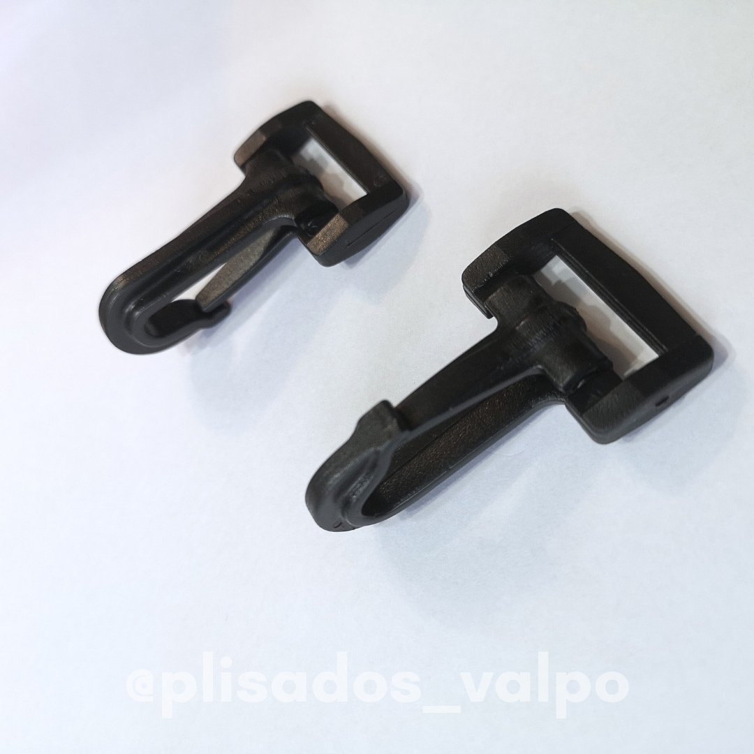 Mosqueton plastico negro 25mm