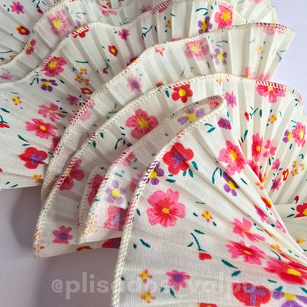 Plisado popelina / jardín crema