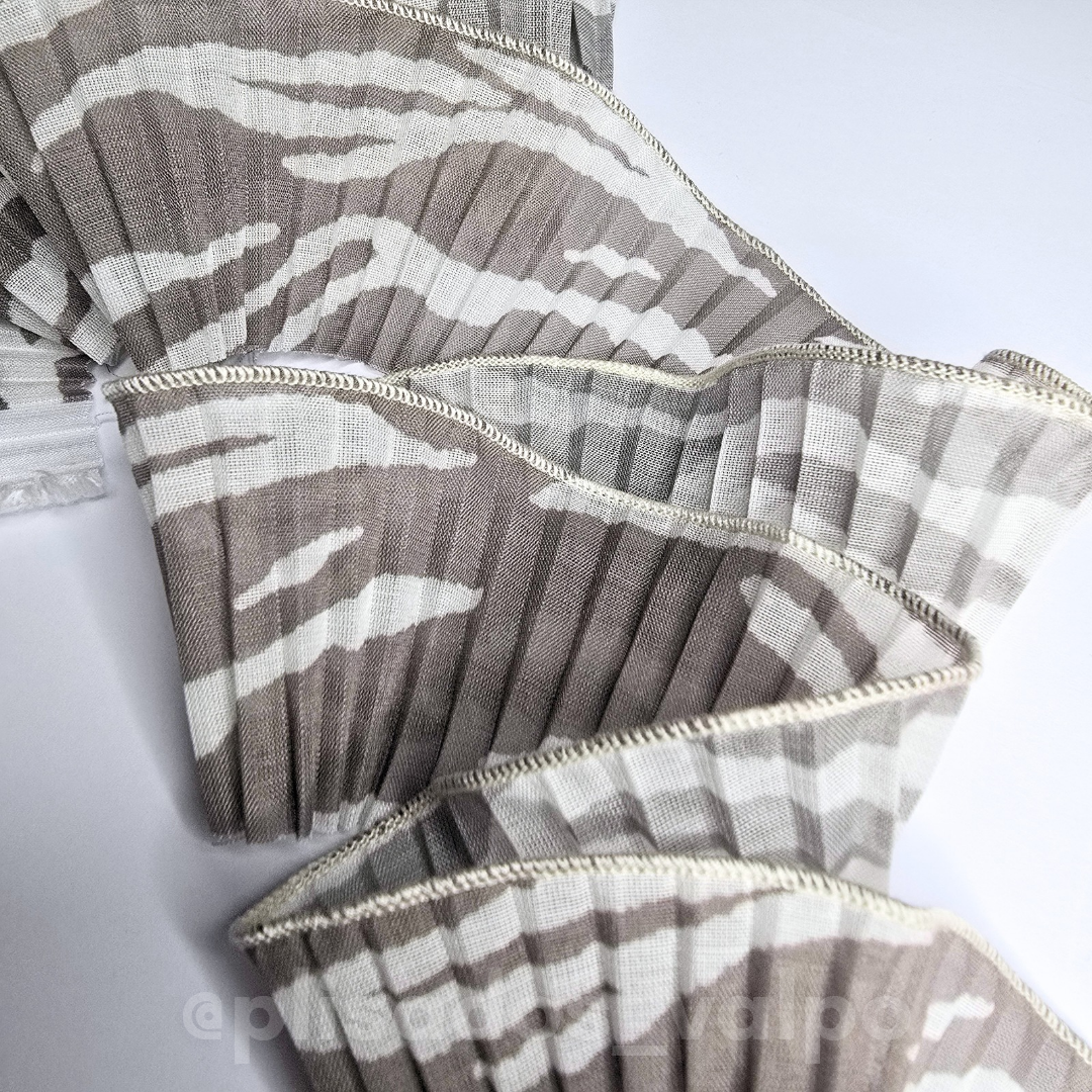 Plisado gasa / Animal print gris
