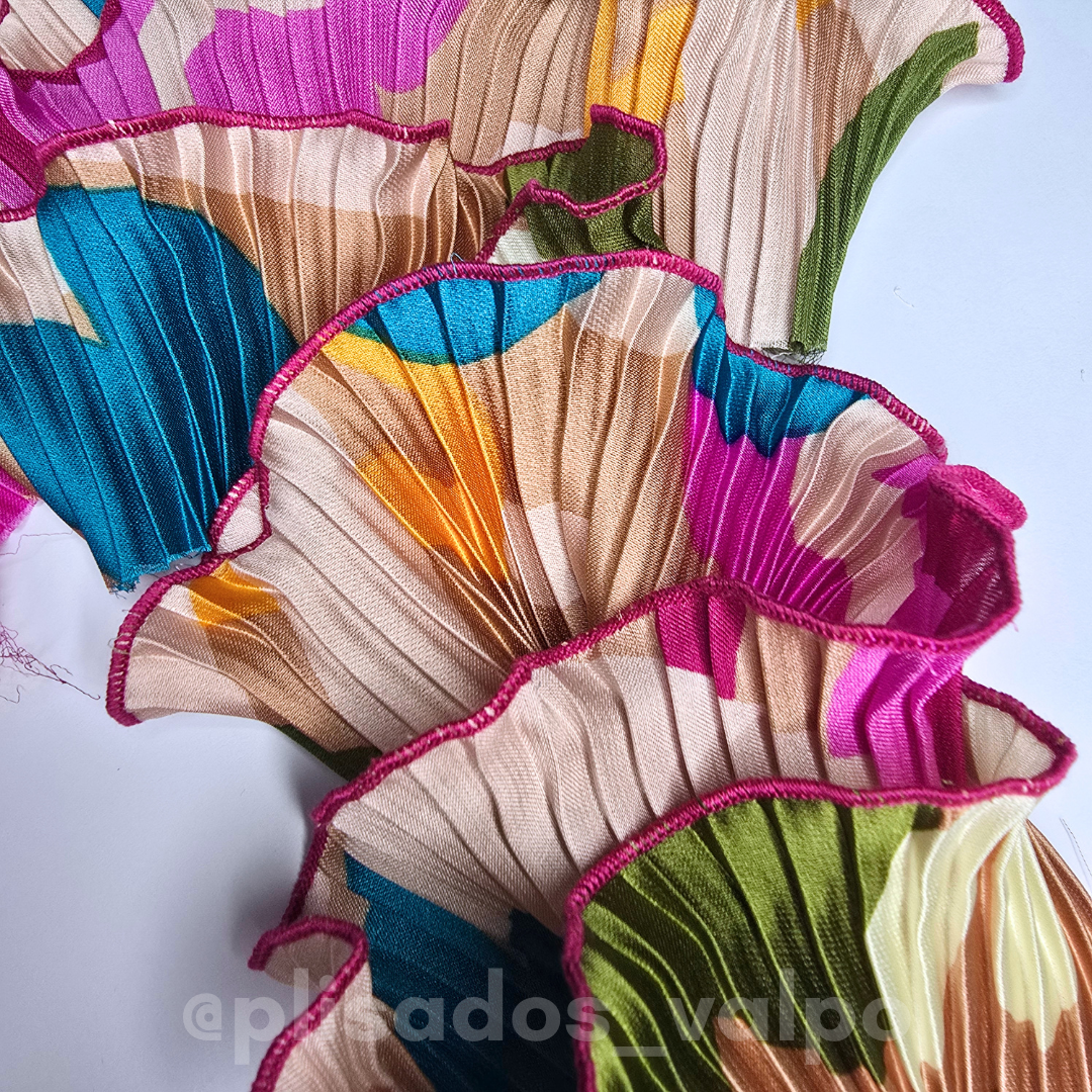 Plisado satín / good vibes