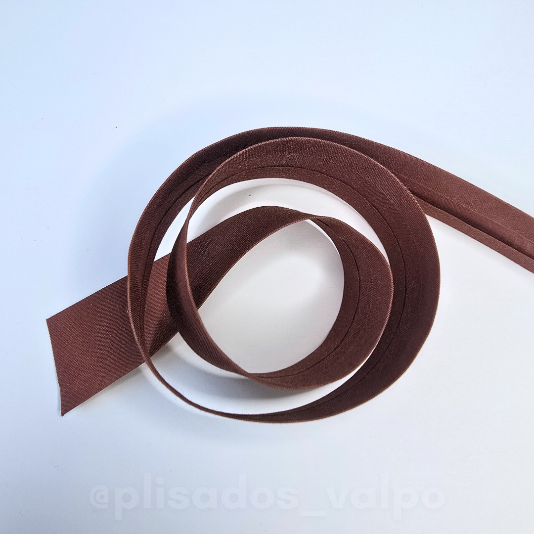 Sesgo 25 mm café / 20 mts