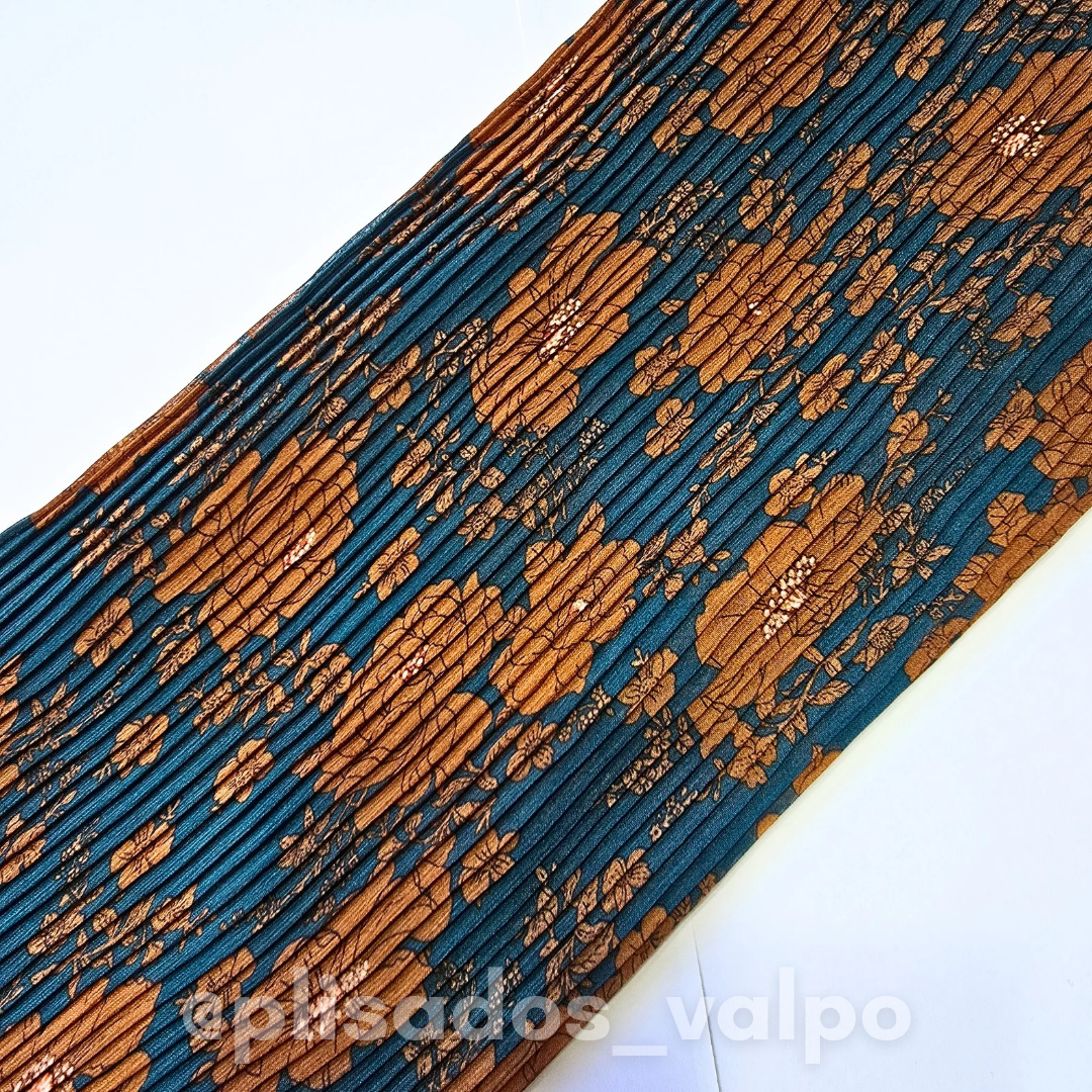 Plisado gasa / Petróleo floreado