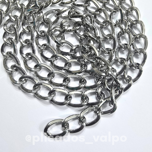 Cadena niquelada 16.8x11.5x2.4mm x 1mt