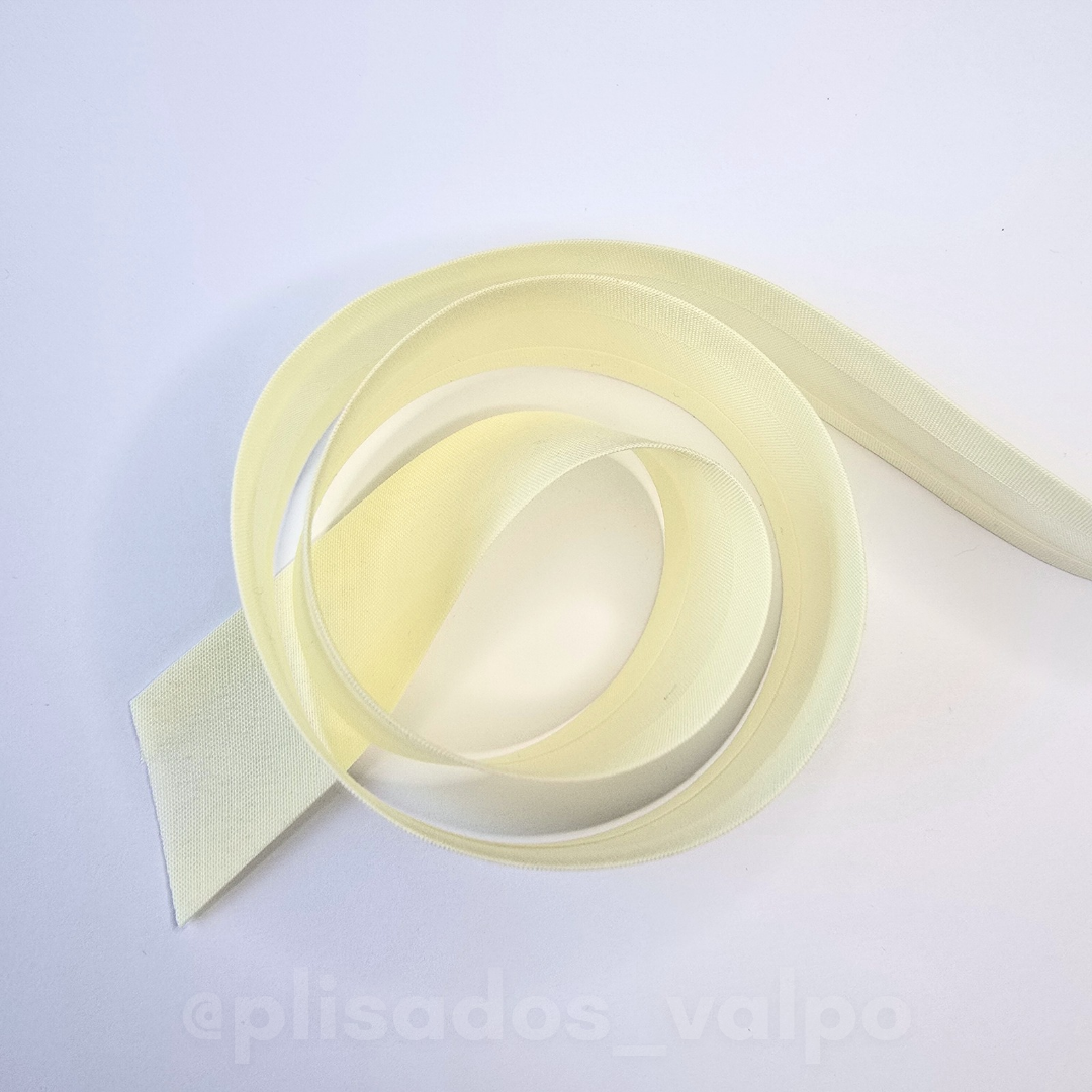 Sesgo 25 mm crema / 20 mts