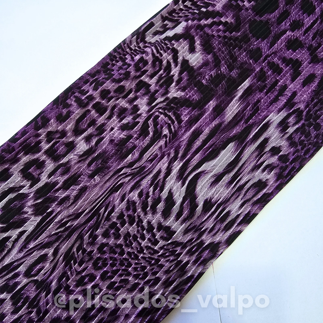 Plisado gasa / Animal print morado